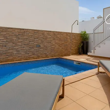 בית נופש Charming House בורגאו