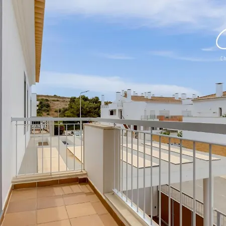 Charming House בית נופש בורגאו