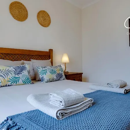 Charming House בורגאו