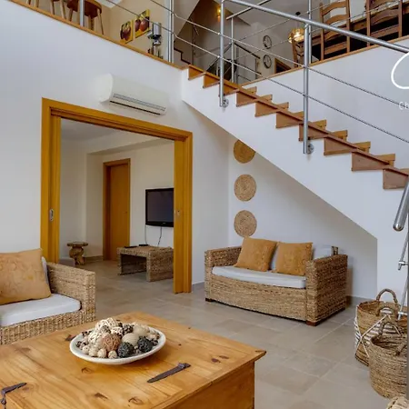 Charming House *